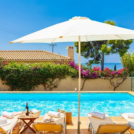 Ionian Rose ترابيزاكي