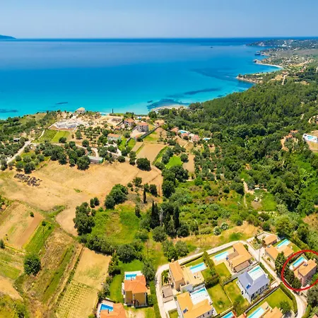 Ionian Rose * Trapezaki (Kefalonia)